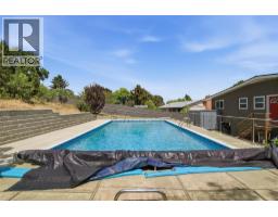 355 Pemberton Terrace, Kamloops, BC V2C1T2 Photo 37