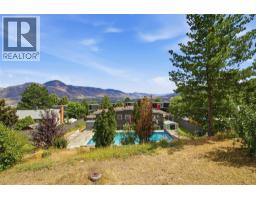 355 Pemberton Terrace, Kamloops, BC V2C1T2 Photo 33