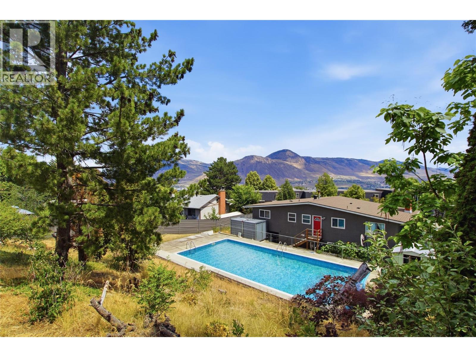 355 Pemberton Terrace - 29