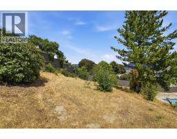 355 Pemberton Terrace, Kamloops, BC V2C1T2 Photo 41