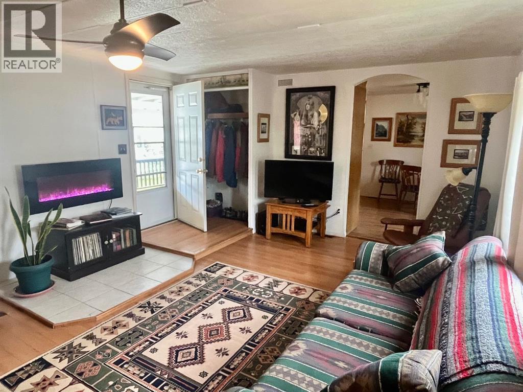 25, 5235 50 Street - 24