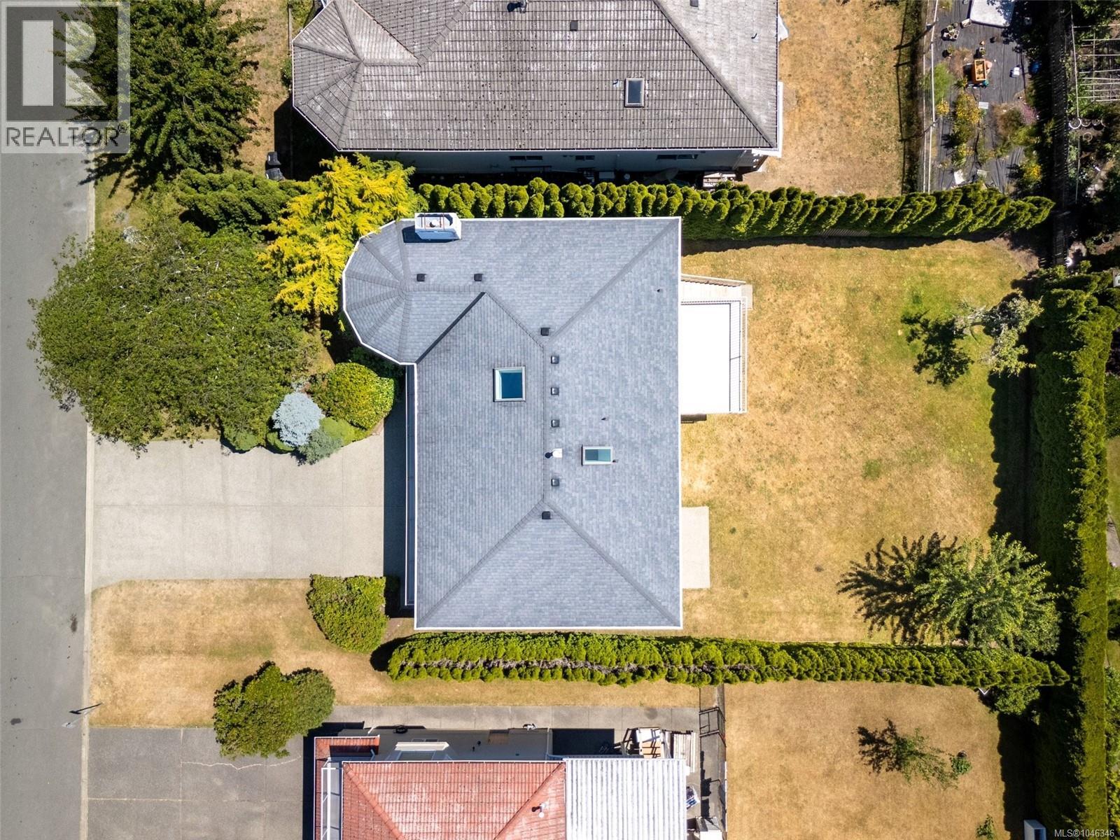 1847 El Sereno Dr - 46