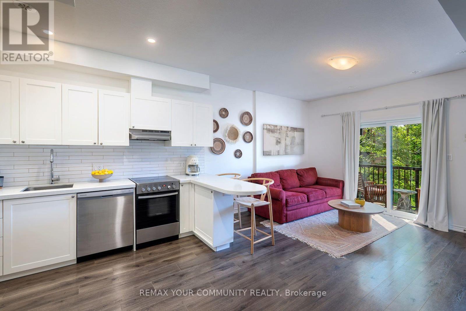 #6B 164 HEIMAN STREET - 10