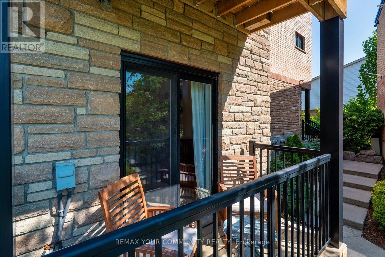 #6B 164 HEIMAN STREET - 5