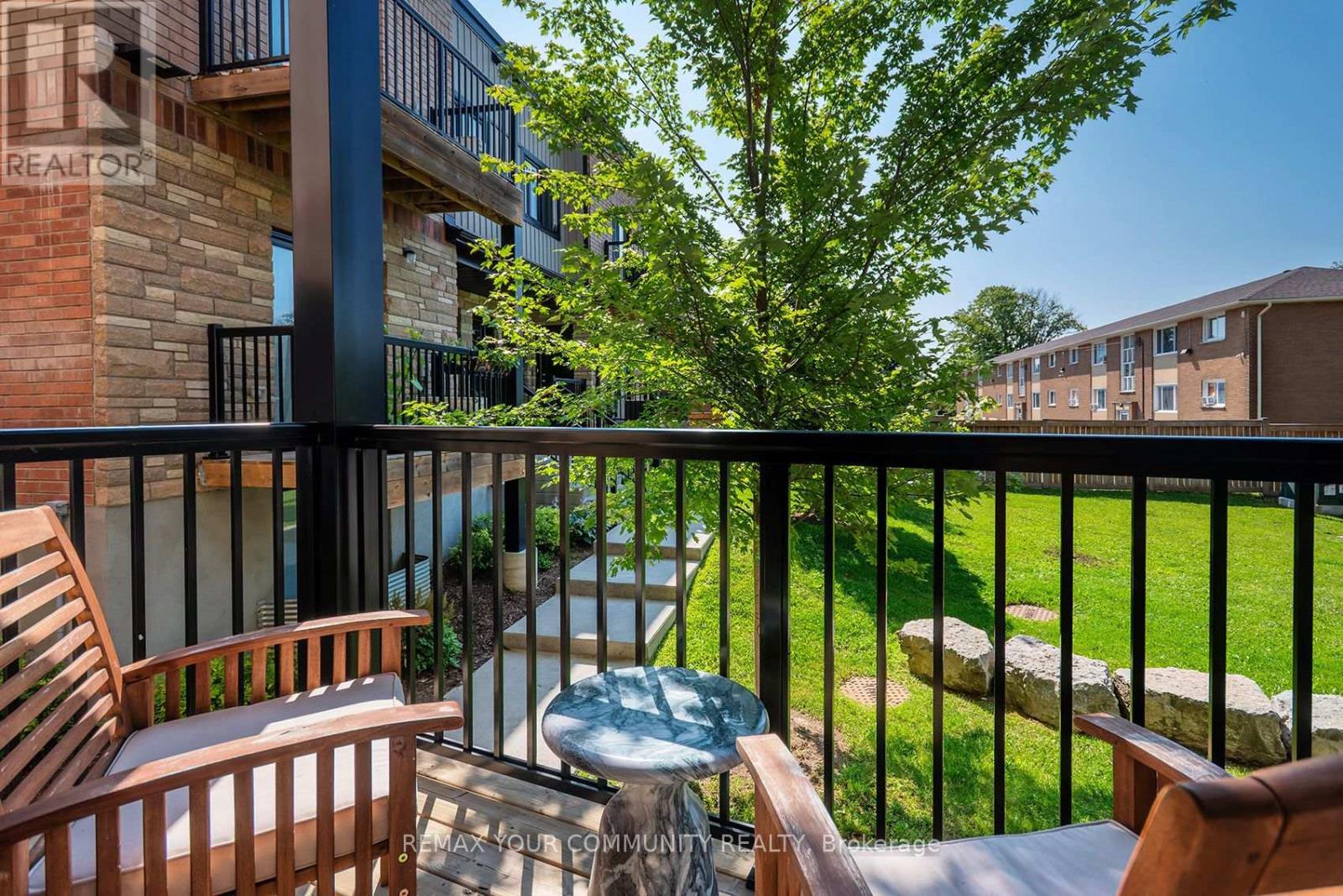 #6B 164 HEIMAN STREET - 8