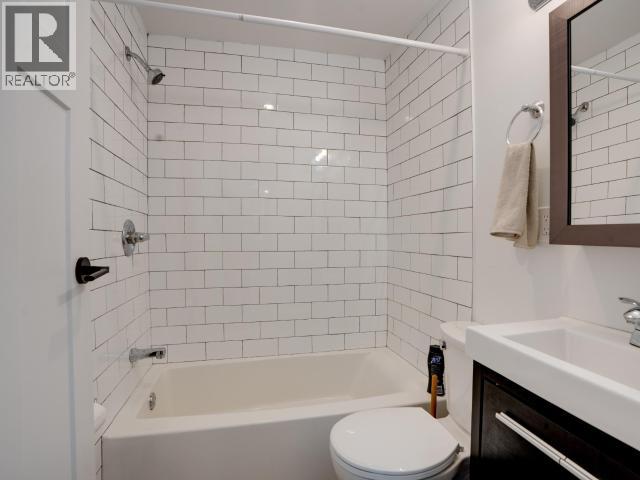 4535 FERNWOOD AVE - 19