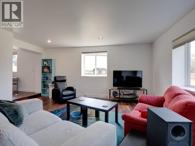 4535 FERNWOOD AVE - Image 28