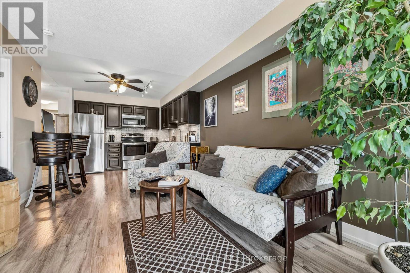 #706 1215 BAYLY STREET - 10