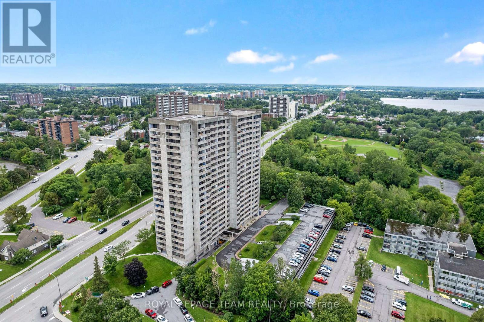 2 Bed, 1 Bath House for Sale in Ottawa – 1402 – 415 GREENVIEW AVENUE, Ottawa – MLS# X13648414 - Image 22