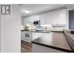 1402 - 415 Greenview Avenue, Ottawa, ON K2B8G5 Photo 11