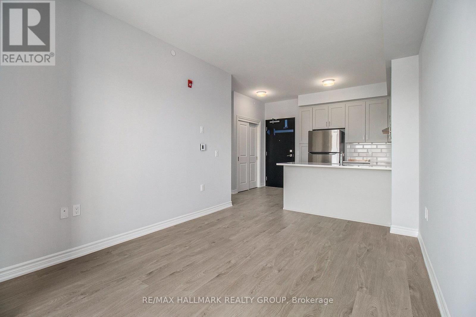 2 Bed, 2 Bath Apartment for Rent in Ottawa – 311 – 1350 HEMLOCK ROAD, Ottawa – MLS# X13648430 - Image 9