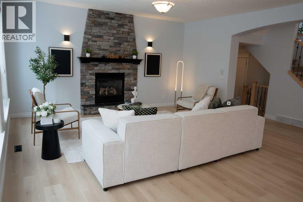 3 Strathridge Bay SW - 25