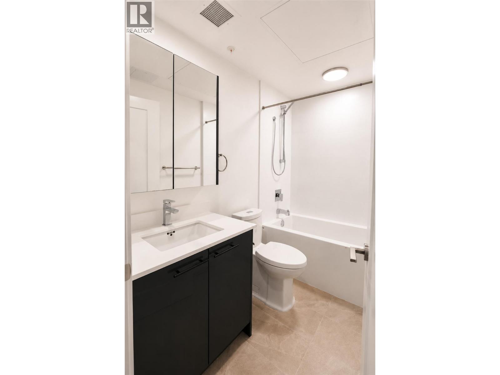 #310 1380 Pridham Avenue - 9