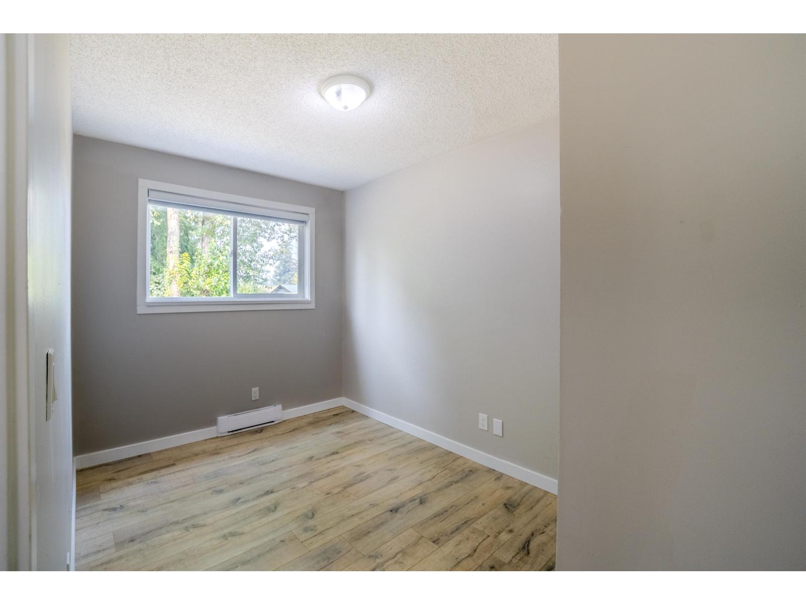 3 Bed, 2 Bath House for Sale in Abbotsford – 32565 GEORGE FERGUSON WAY, Abbotsford – MLS# R3152420 - Image 19