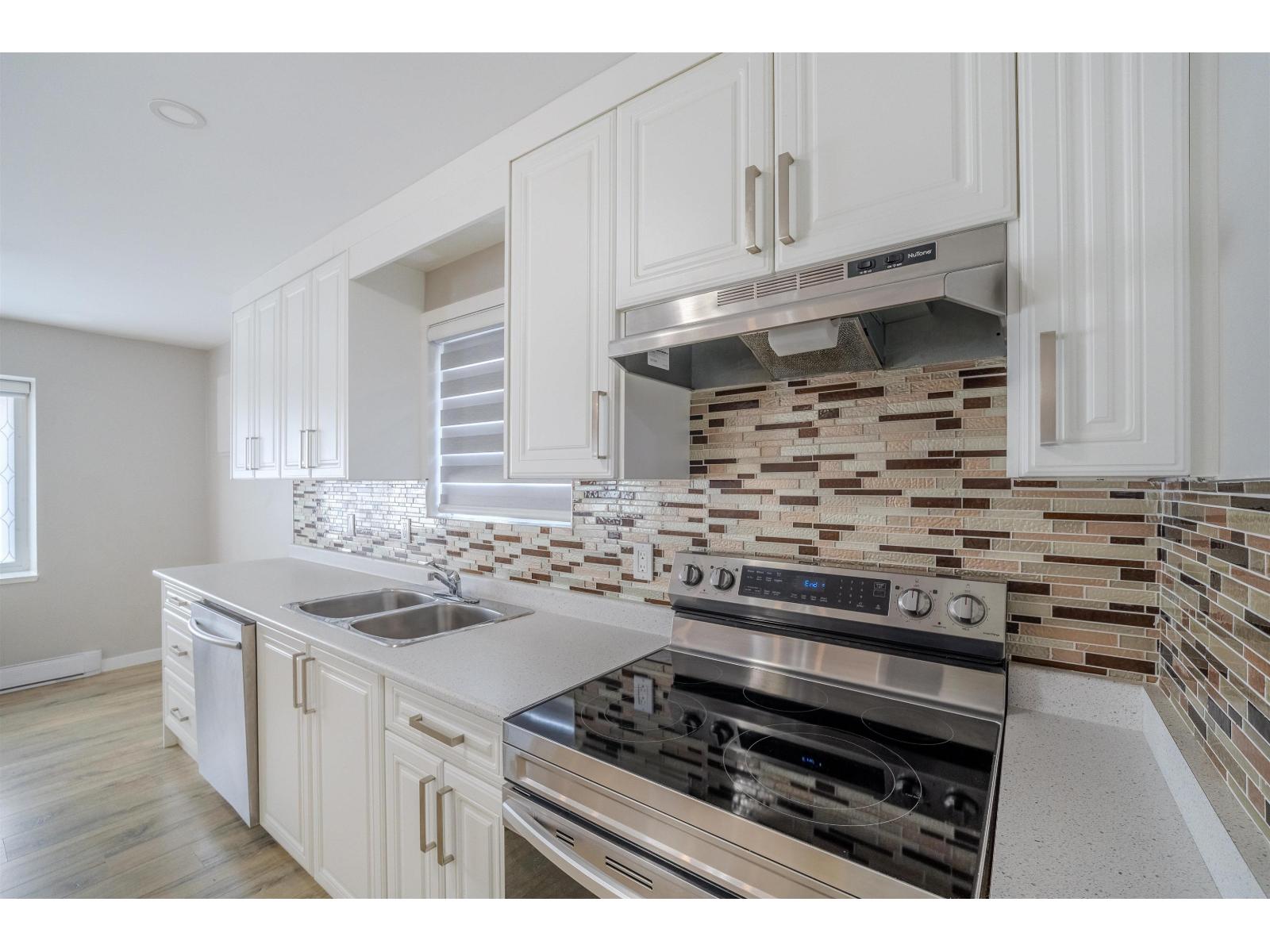 3 Bed, 2 Bath House for Sale in Abbotsford – 32565 GEORGE FERGUSON WAY, Abbotsford – MLS# R3152420 - Image 14
