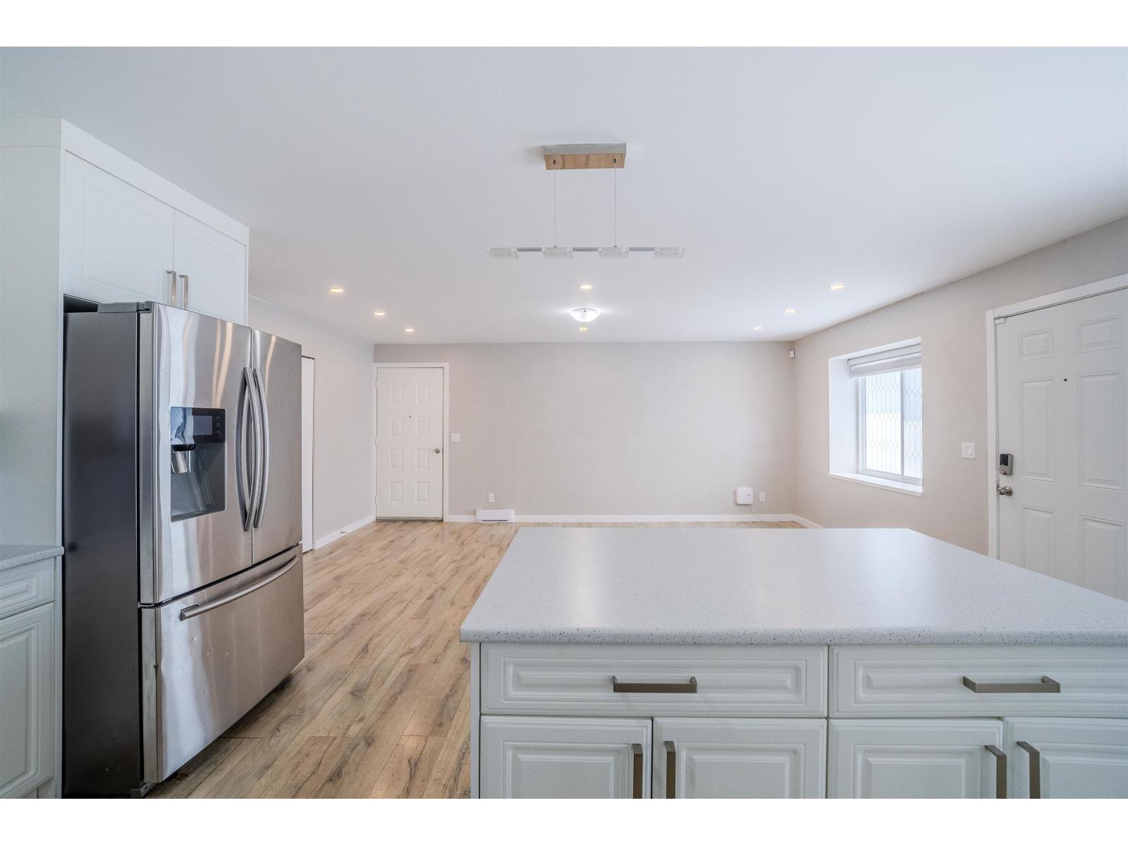 3 Bed, 2 Bath House for Sale in Abbotsford – 32565 GEORGE FERGUSON WAY, Abbotsford – MLS# R3152420 - Image 12