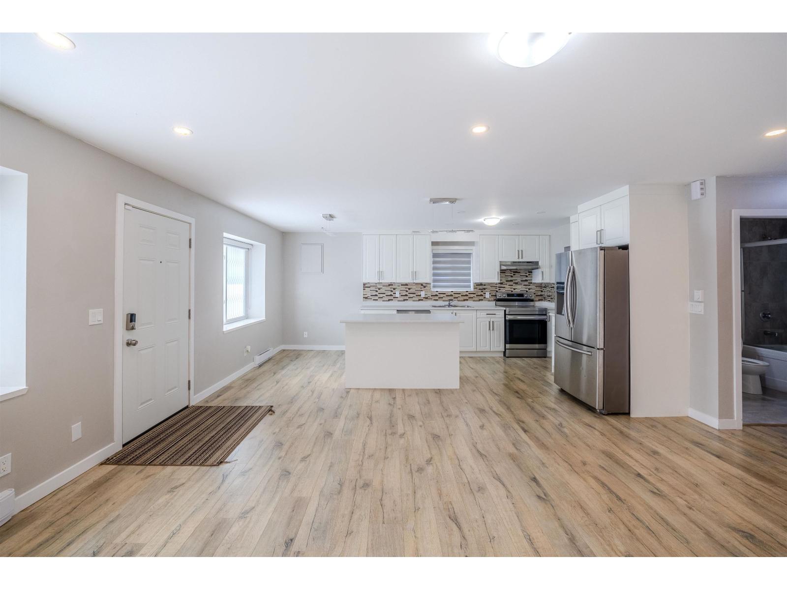 3 Bed, 2 Bath House for Sale in Abbotsford – 32565 GEORGE FERGUSON WAY, Abbotsford – MLS# R3152420 - Image 9