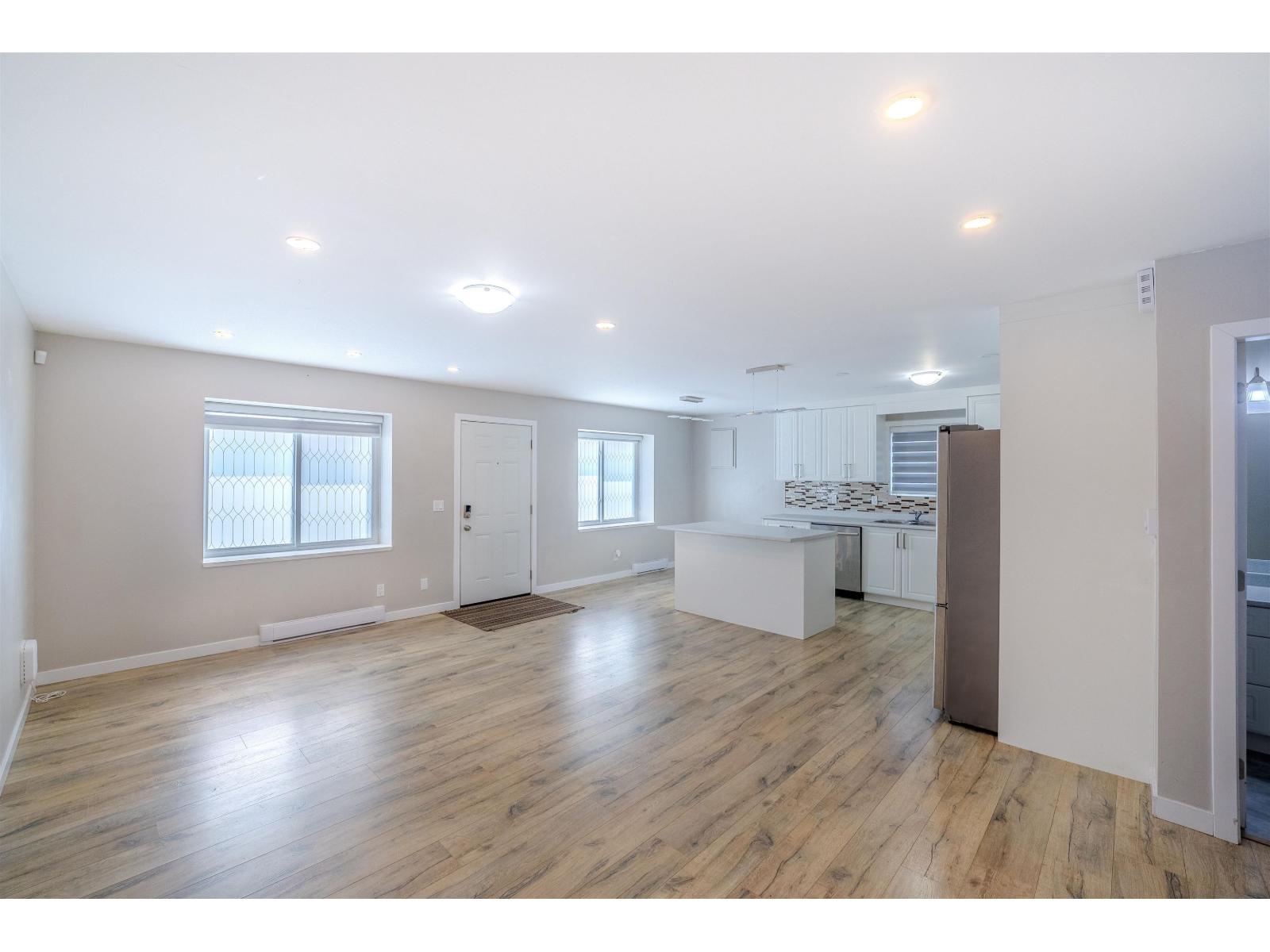 3 Bed, 2 Bath House for Sale in Abbotsford – 32565 GEORGE FERGUSON WAY, Abbotsford – MLS# R3152420 - Image 6