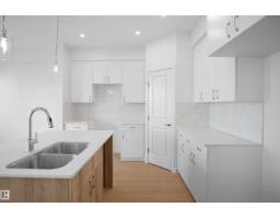 924 17 Av Nw, Edmonton, AB T6T2X2 Photo 11