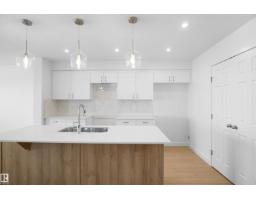 936 17 Av Nw, Edmonton, AB T6T2X2 Photo 9
