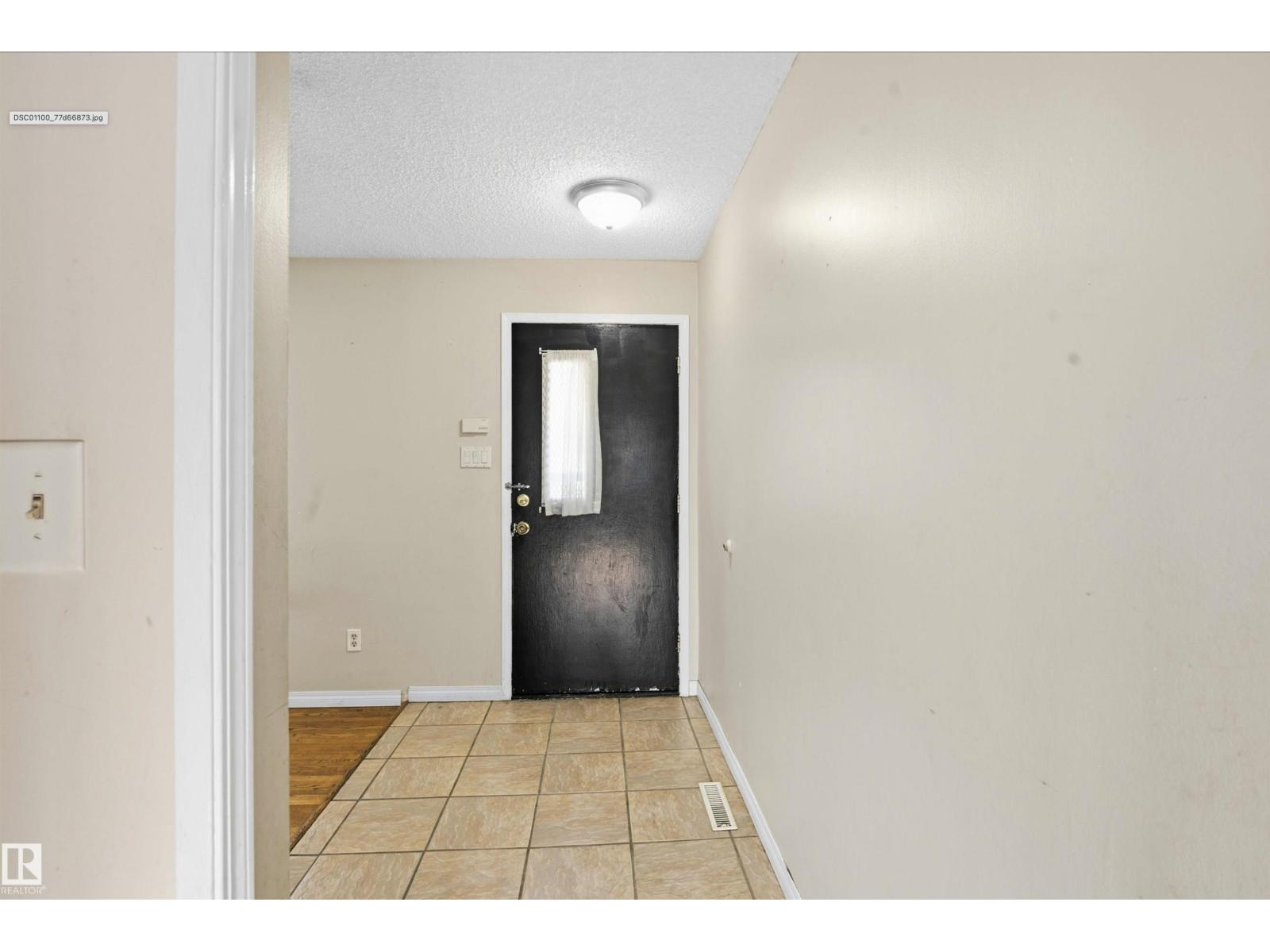 13604 90A ST NW - 2