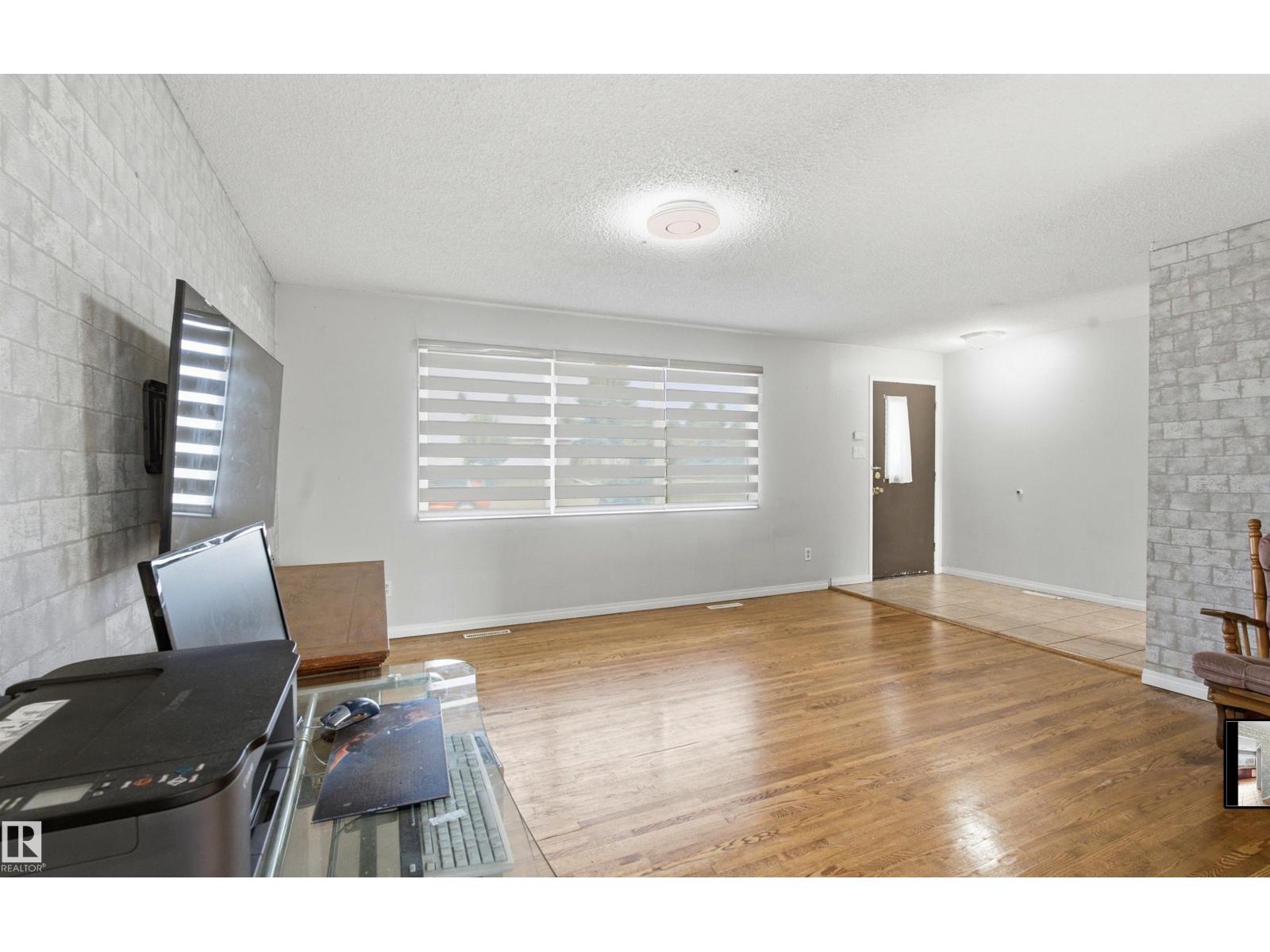 13604 90A ST NW - Image 5