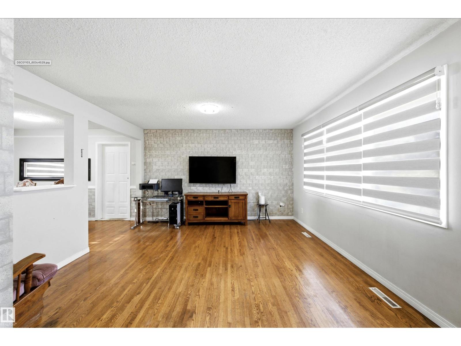 13604 90A ST NW - Image 4