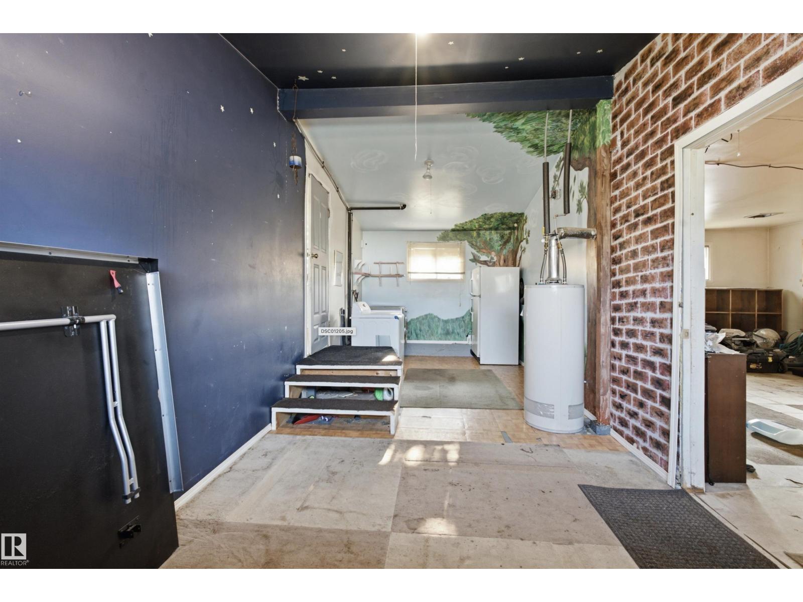 13604 90A ST NW - Image 24