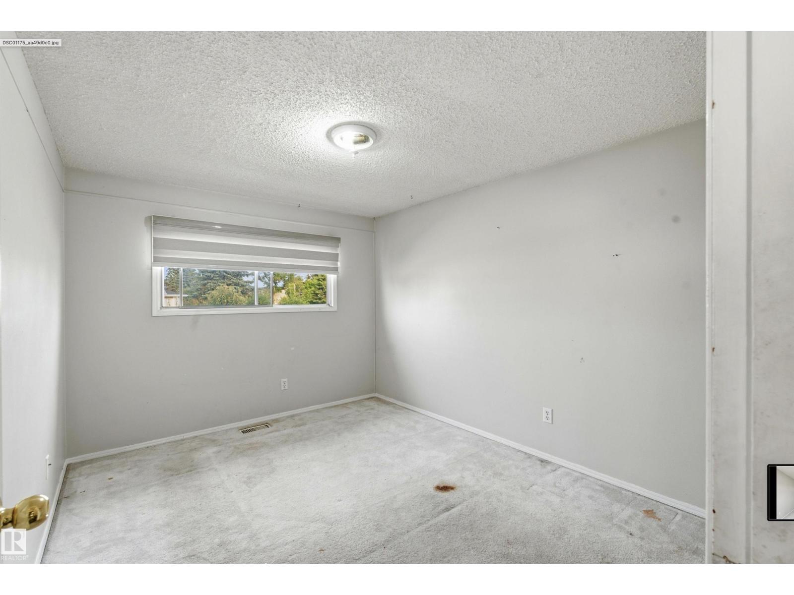 13604 90A ST NW - 12