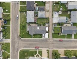 13604 90a St Nw, Edmonton, AB T5E3N8 Photo 28
