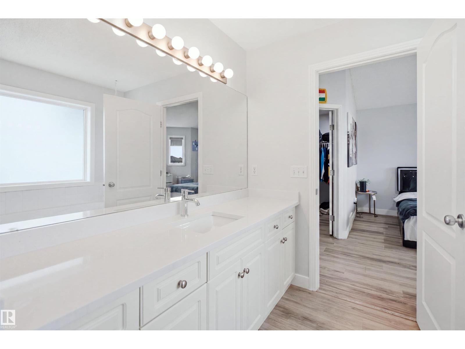 714 87 Street SW - Image 37