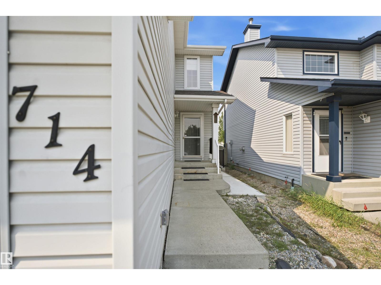 714 87 Street SW - 34