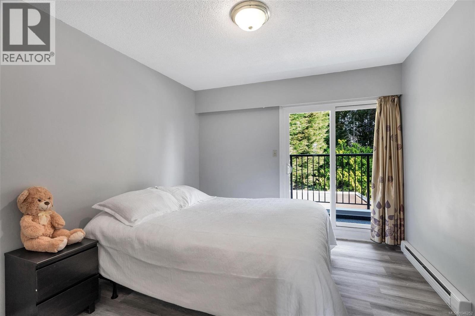#18 1701 McKenzie Ave - Image 22