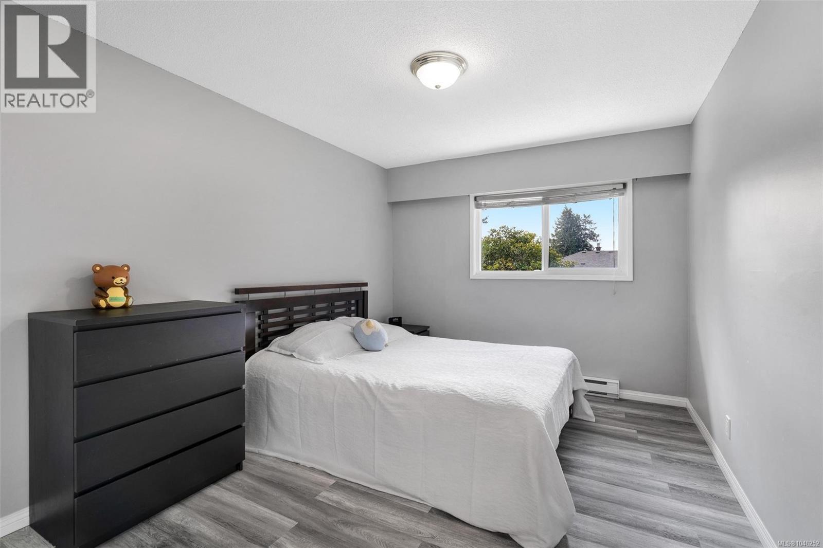 #18 1701 McKenzie Ave - Image 28
