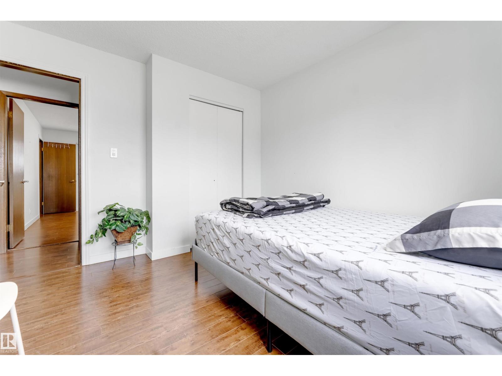 1320 69 ST NW - Image 24