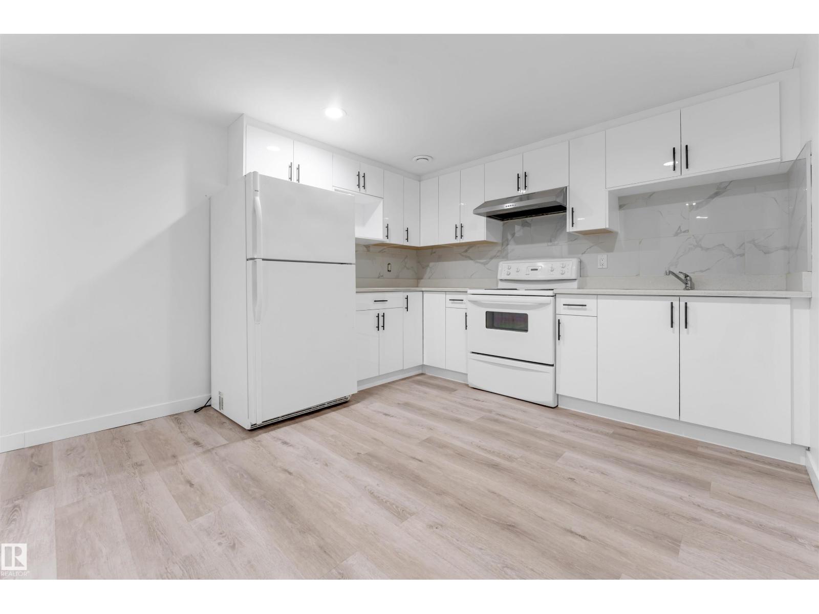 1320 69 ST NW - Image 32