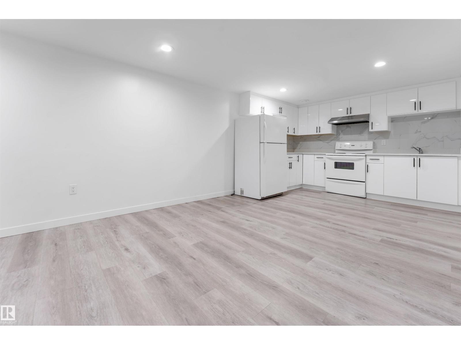 1320 69 ST NW - 31