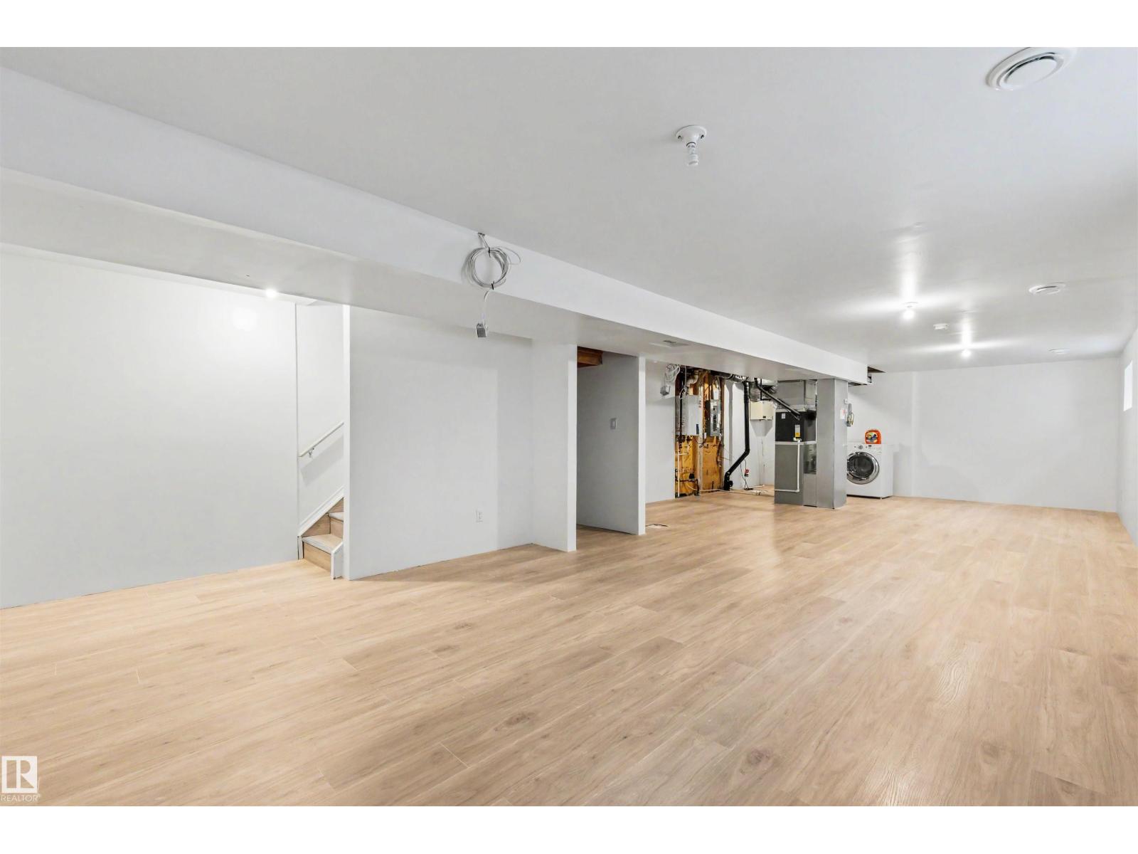 9527 212 ST NW - Image 27