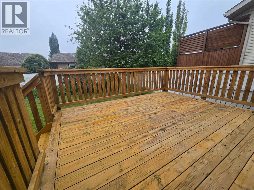 12 Archibald Crescent - 13