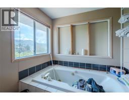 2885 Valleyview Road, Penticton, BC V2A8V7 Photo 47