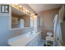 2885 Valleyview Road, Penticton, BC V2A8V7 Photo 48
