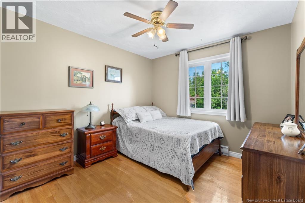609 Clarence-Cormier Street - 19