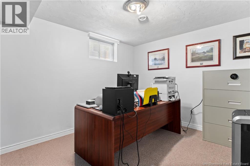 609 Clarence-Cormier Street - 25