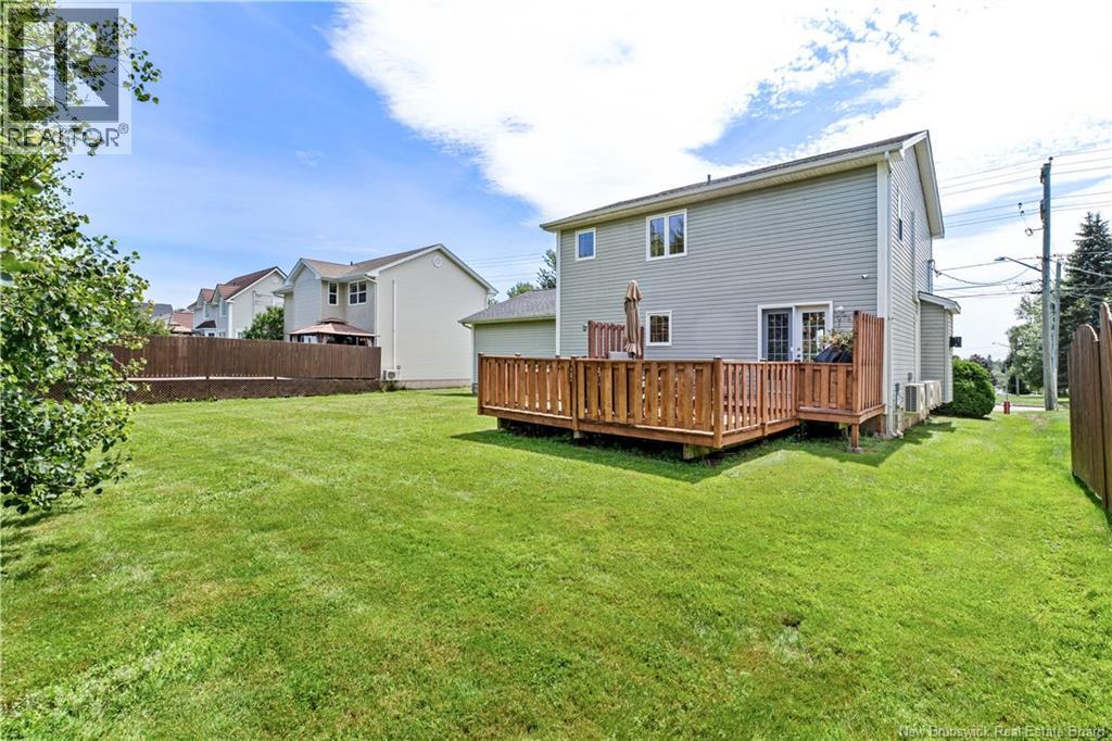 609 Clarence-Cormier Street - 27