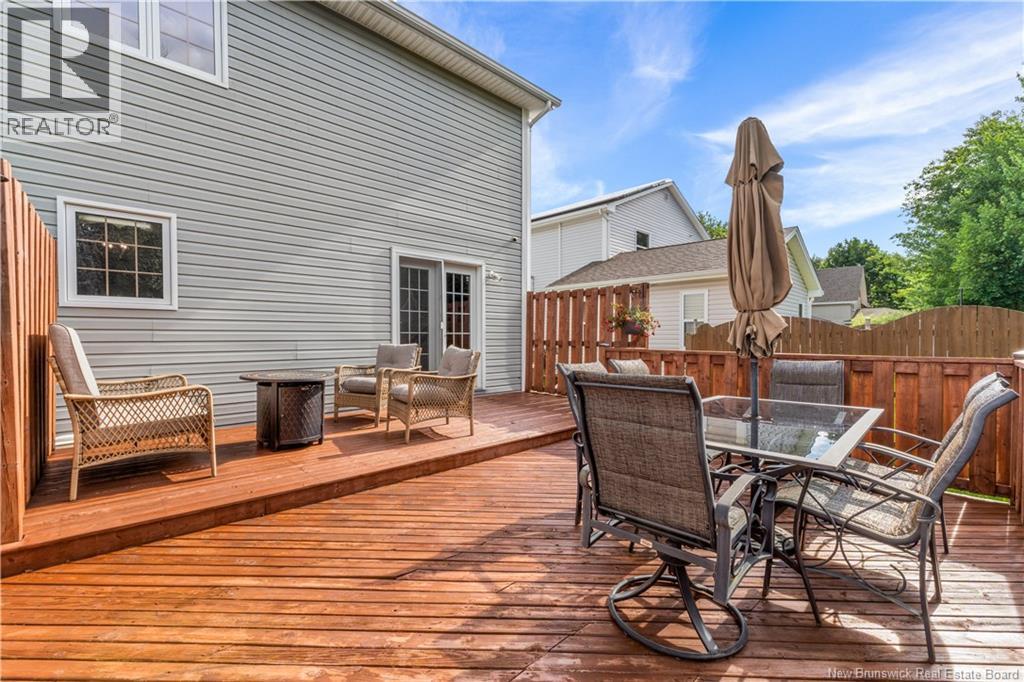 609 Clarence-Cormier Street - 28