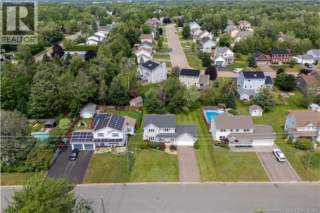 609 Clarence-Cormier Street - 32