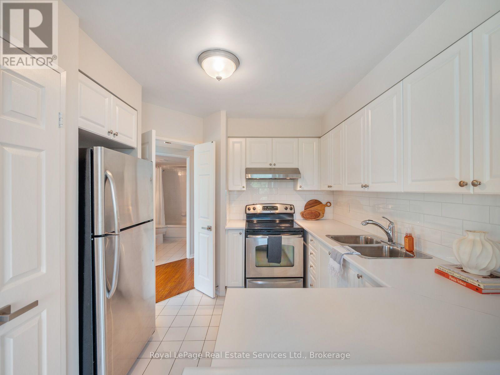 #309 2177 BURNHAMTHORPE ROAD W - 8