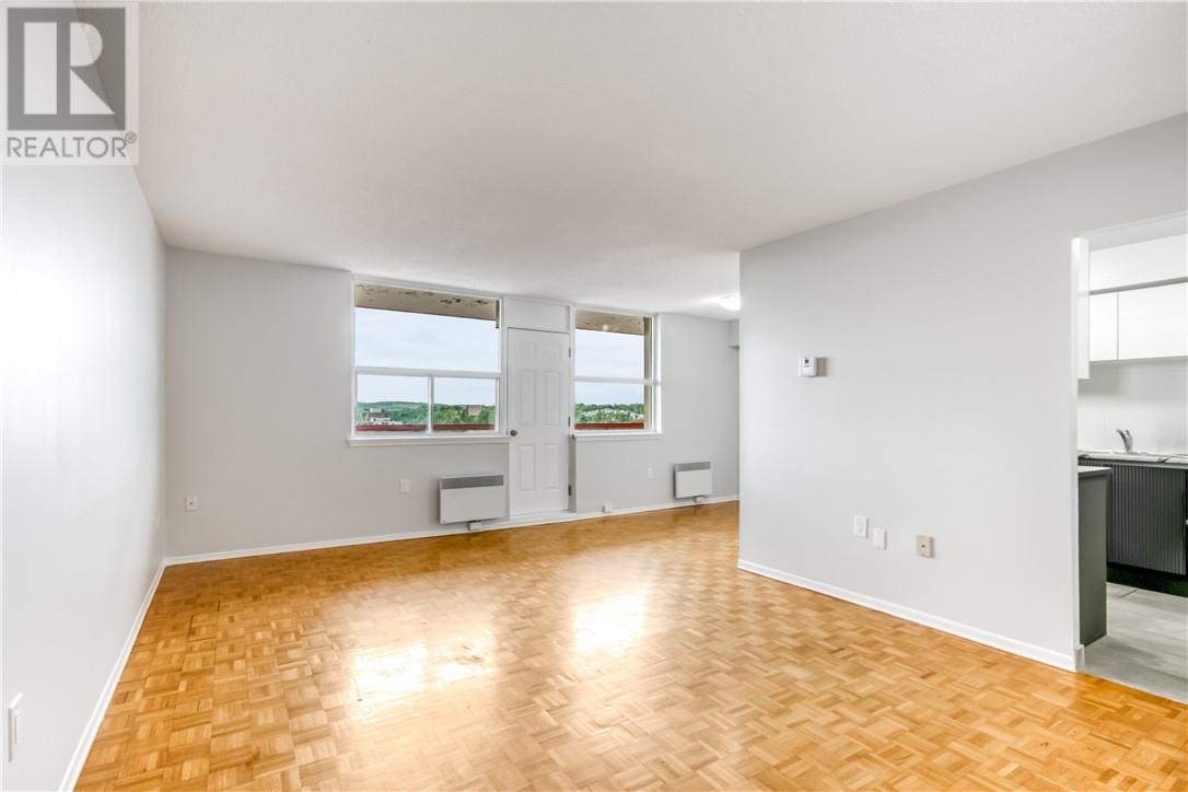901 Lasalle Boulevard Unit# 909