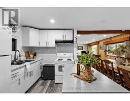 Bedroom - 1025 & 1027 Big Island Road, Bracebridge, ON P1L1X1 Photo 13