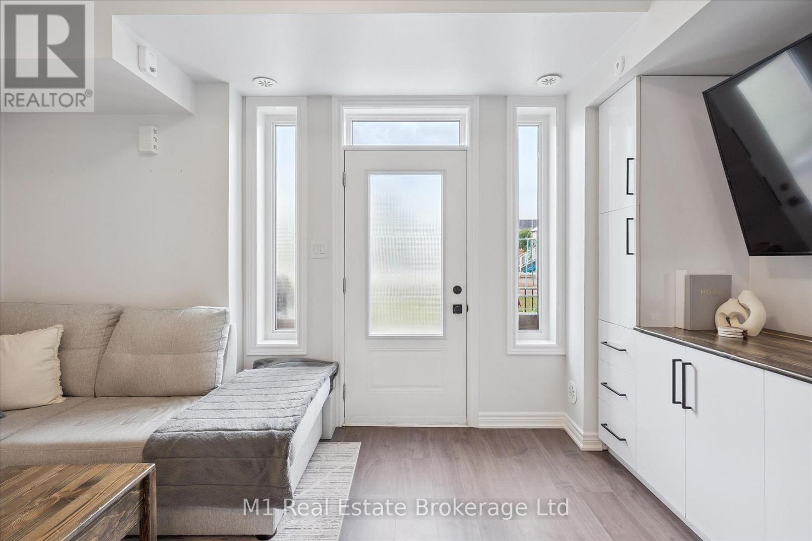 279 LAW DRIVE - Image 11